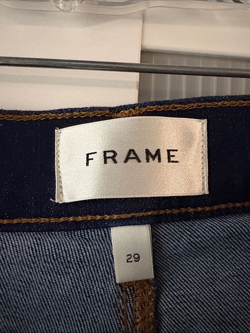 Frame The Anchor Denim Wide-Leg Relaxed Jeans - Picture 2 of 4